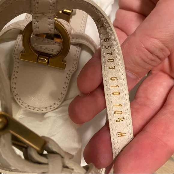 Salvatore Ferragamo Beige Leather Sharise Gladiator Sandals Size 10.5. NWT - Picture 9 of 16